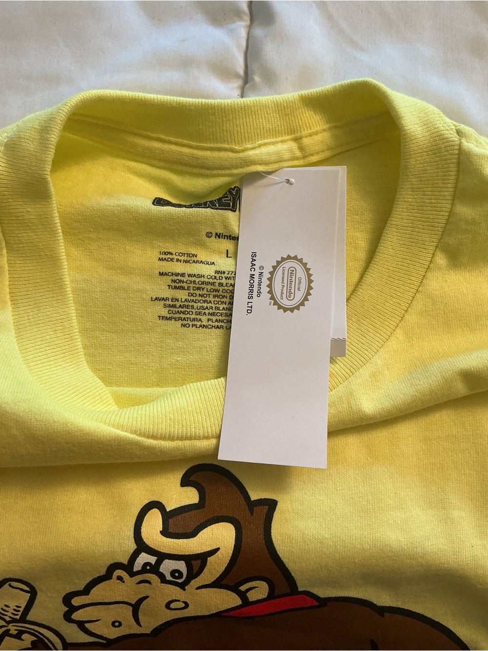 Donkey Kong Yellow Graphic Tee size L - Picture 6 of 6